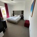 Muenchner Hof 3* Альтёттинг