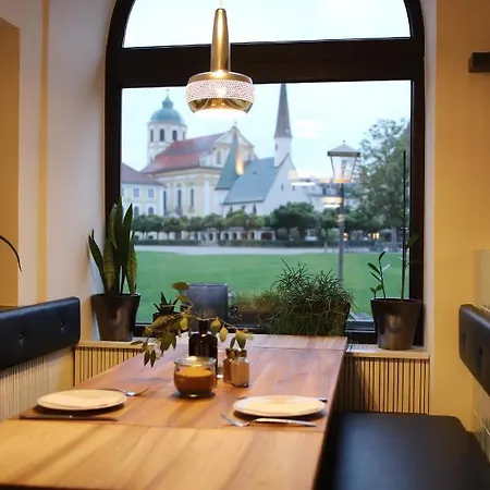 Muenchner Hof 3*