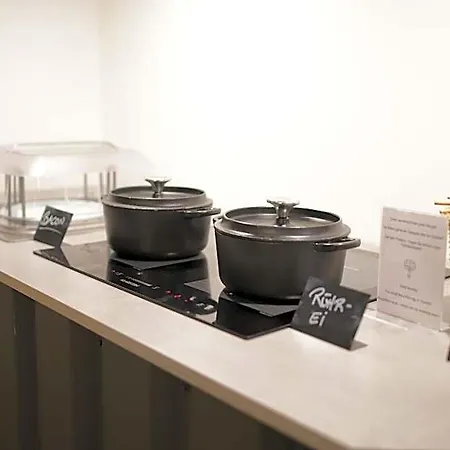 Отель Muenchner Hof 3*