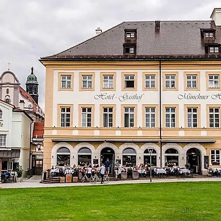 Muenchner Hof Отель Альтёттинг