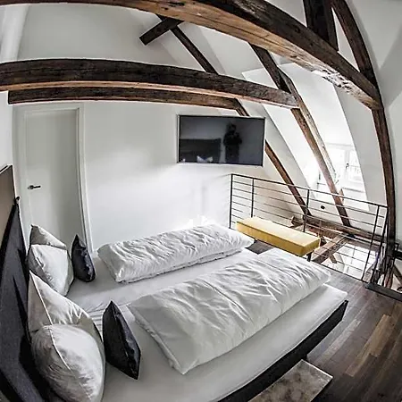 Muenchner Hof Альтёттинг