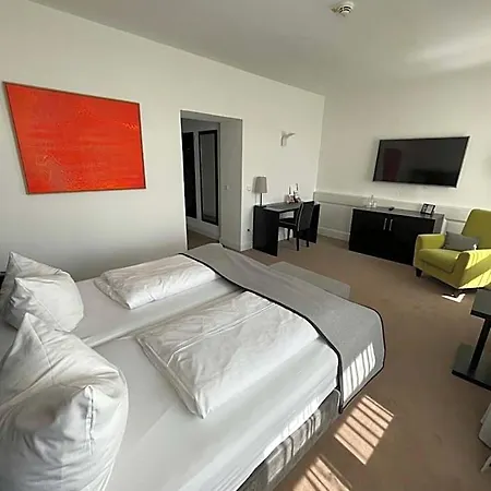 Muenchner Hof 3* 阿尔多廷