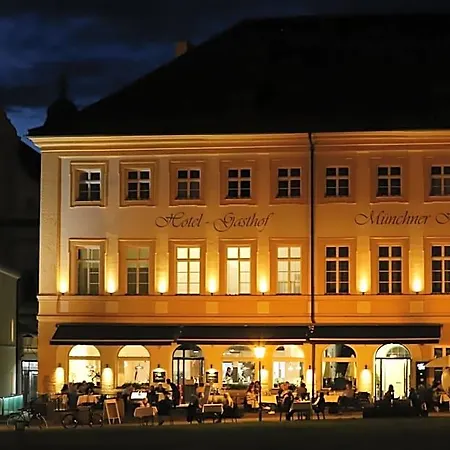Muenchner Hof Отель 3*
