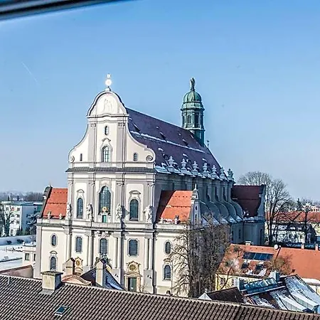 Muenchner Hof Альтёттинг