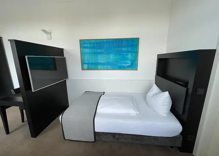 Muenchner Hof 3*