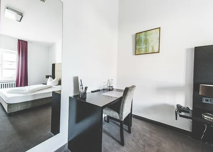 Muenchner Hof ホテル 3*