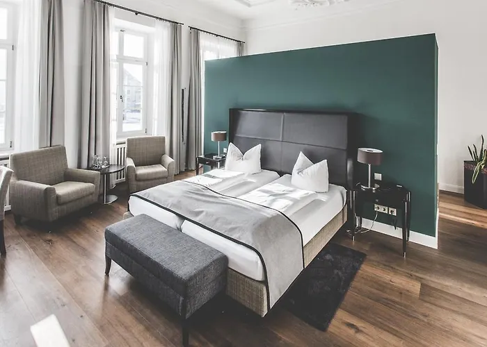 Отель Muenchner Hof 3*